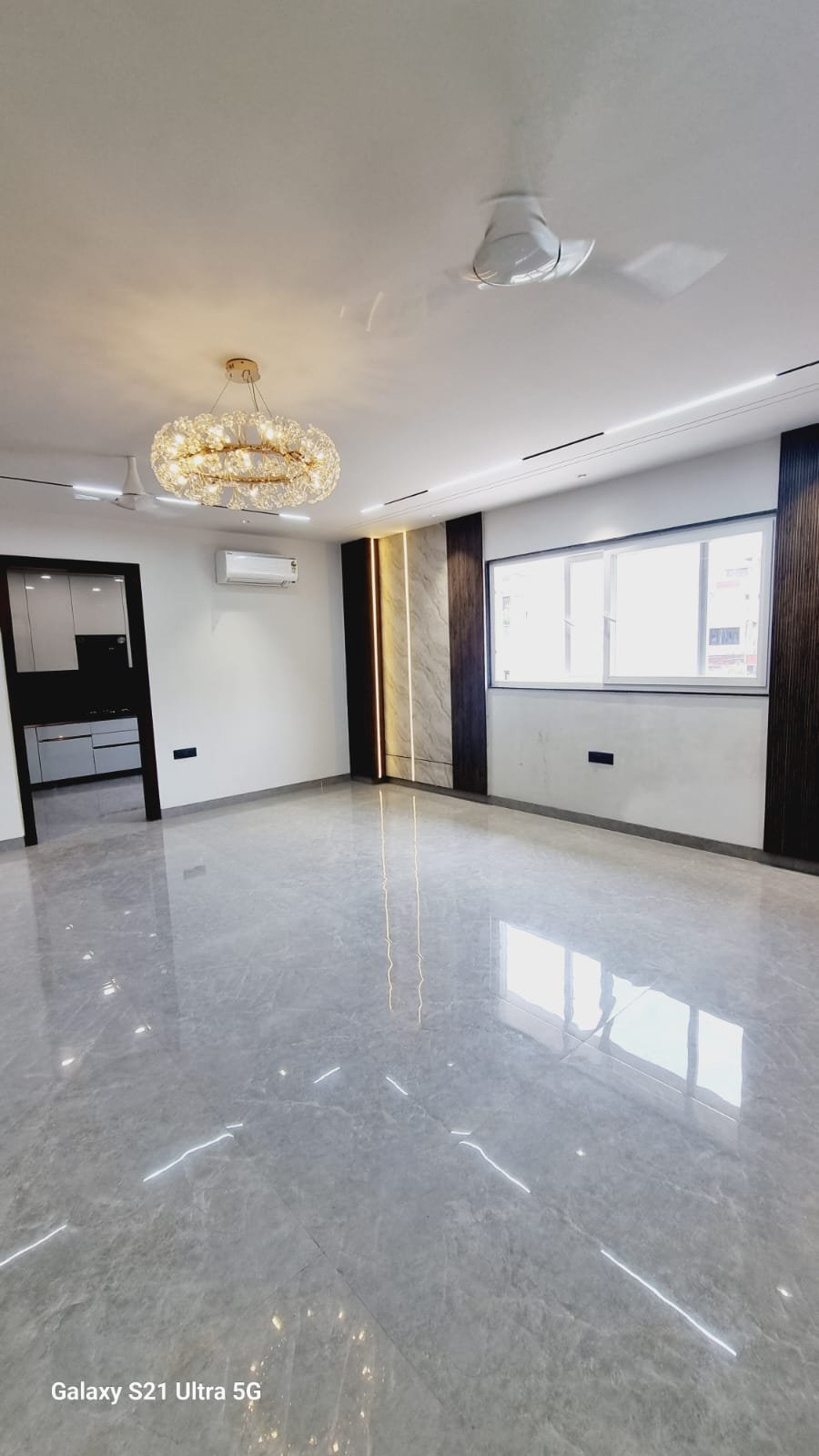 300 Sq yd, Sector 57 - Image 8