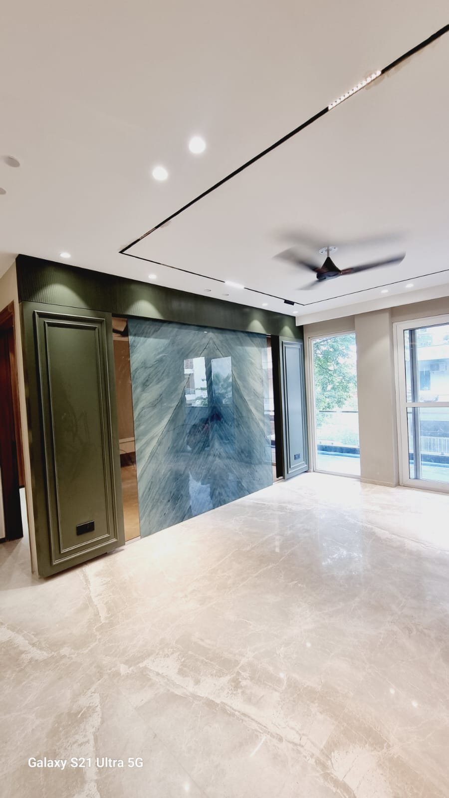 240 Sq Yd, 3 BHK - Image 5